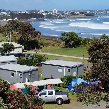 Fitzroy Beach Holiday Park 뉴플리머스 외부 사진