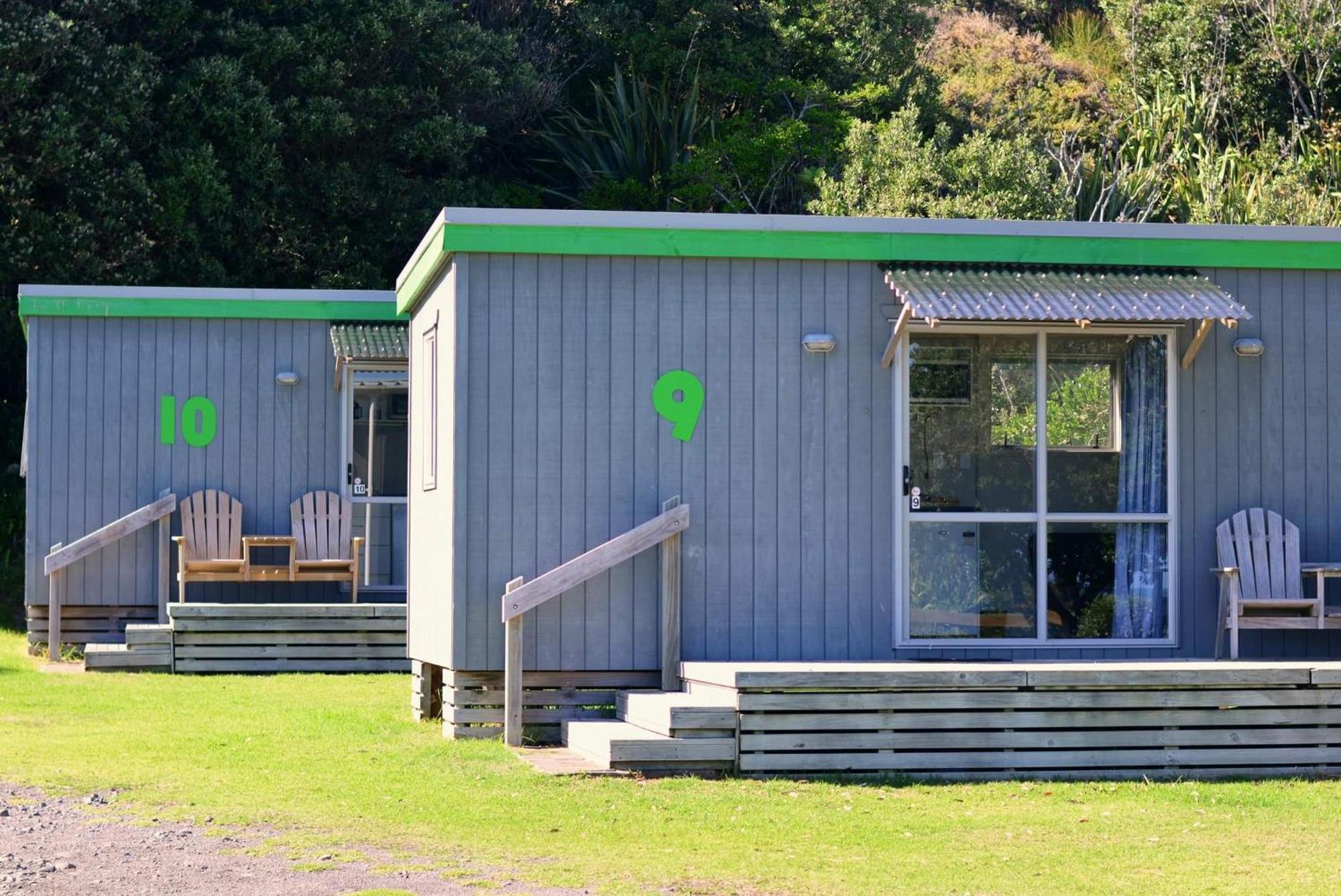 Fitzroy Beach Holiday Park 뉴플리머스 외부 사진