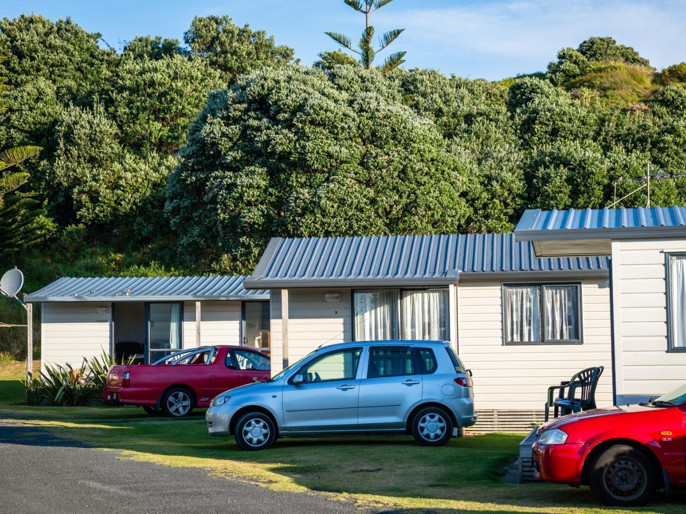 Fitzroy Beach Holiday Park 뉴플리머스 외부 사진